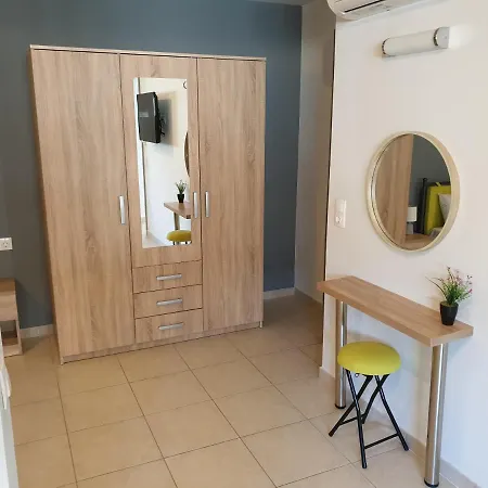 شقة - Comfy Center Rodos Asgourou
