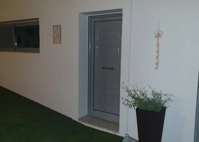 - Comfy Center Rodos * Asgourou