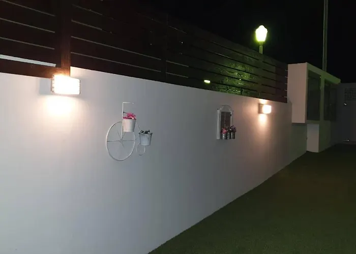 - Comfy Center Rodos *